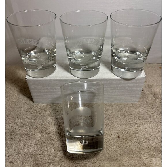 Baileys Branded Etched Clear Glasses Set Of 4 Controlled Bubble - Picture 1 of 10